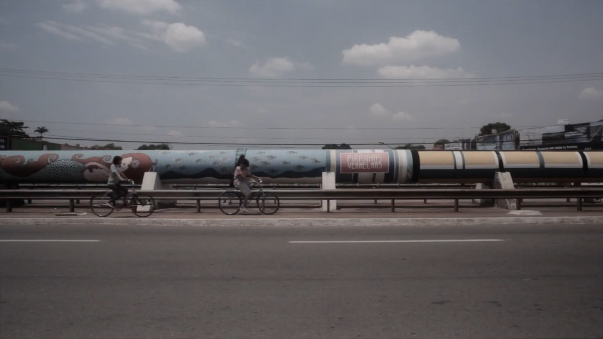 JULIE, AGOSTO E SETEMBRO (2011) - Texto 2